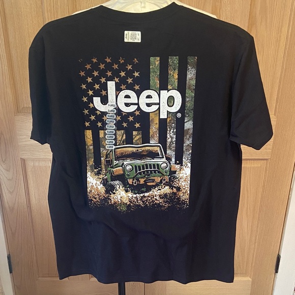 Jeep Classic Black Short Sleeve Tee - Picture 3 of 5